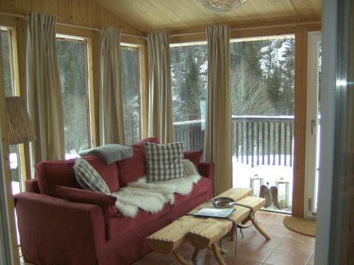Stadl an der Mur Ski Chalet | Family-Friendly Retreat at Chalet Snow Bunny - Rated 8.7/10