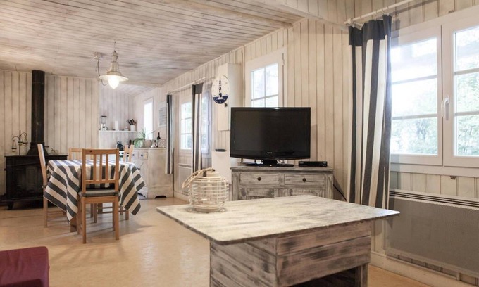 Audenge House | Experience Chalet SUR LE Bassin D'arcachon with Ocean Views