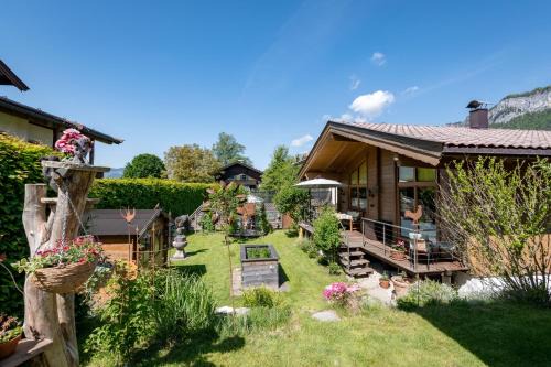 Sankt Johann in Tirol Ski Chalet | Top-Rated Chalet Terry: Family-Friendly with Hot Tub Access