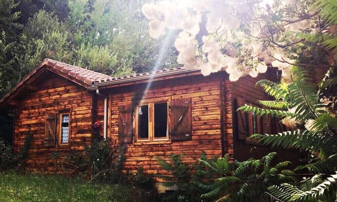 Doissat House | Discover CHALET, The Sudrie: Guest Rated 9.8 in Black Perigord