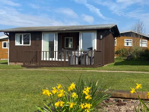 Seaton Ski Chalet | Oceanfront Chalet Thirty Two with Hot Tub & Family Amenities