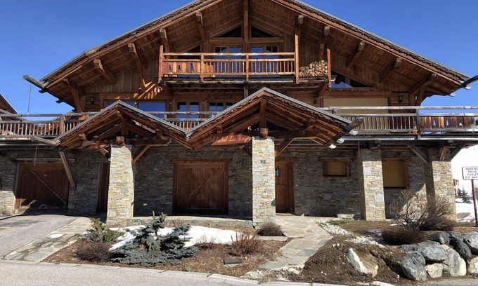 Cognet Ski Chalet | Experience Chalet Top Cognet: Ideal for Families & Groups