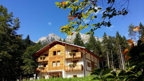 Tuenno Hotel | Pet-Friendly Chalet Tovel by Beautiful Mountain Lake