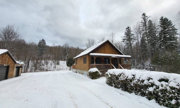 Mandeville Ski Chalet | Chalet Tranquillité des Bois