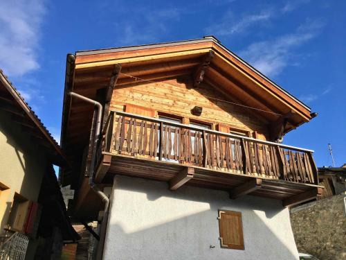 Chermignon Apartment | Cozy Valais Chalet: Eco-Friendly Retreat for Families