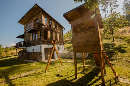 Radola Ski Chalet | Guest Rated 9.9: Family-Friendly Stay at Chalet Veľké Ostré