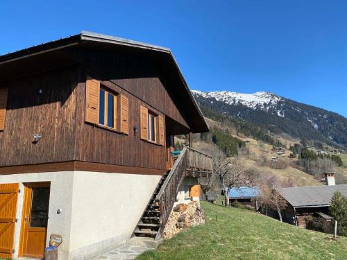 Beaufort Ski Chalet | Scenic Chalet for 11 with Family-Friendly Amenities