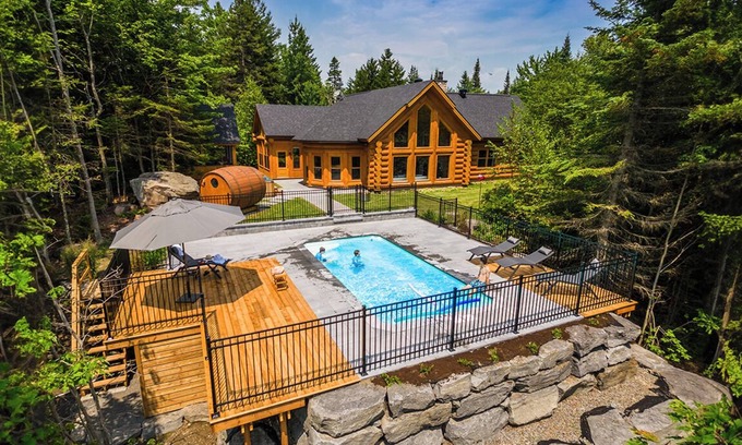 Fiddler Lake Resort Ski Chalet | Experience Chalet White Rabbit at Fiddler Lake - 9.8 Rated