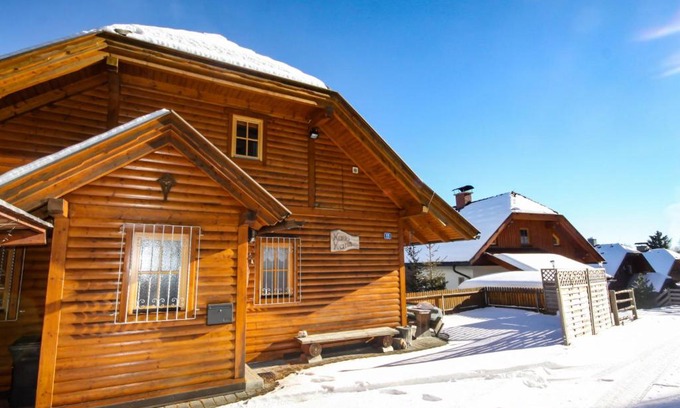 Albeck Ski Chalet | Family-Friendly Chalet Willegger: Guest Rated 9.8/10