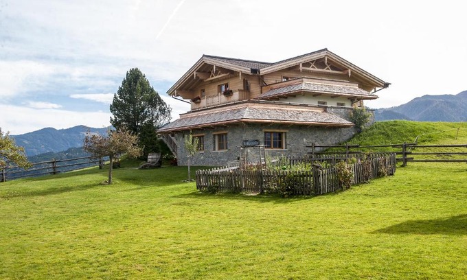 Flachau Ski Chalet | Pet-Friendly Chalet Winterbauer with Oceanfront Views