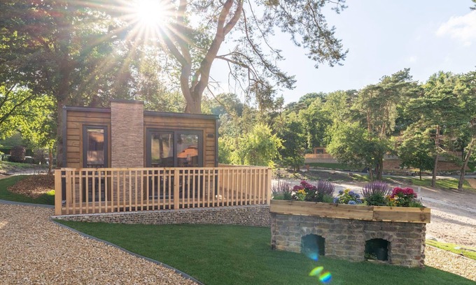 Langeberg House | Cozy 2-Bedroom Chalet with Terrace and Family Amenities