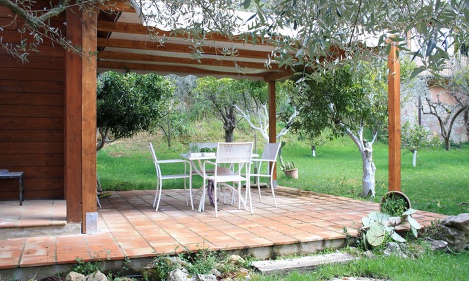 Piazza Armerina Ski Chalet | Garden Oasis with Pool and Ocean View - Perfect for Families