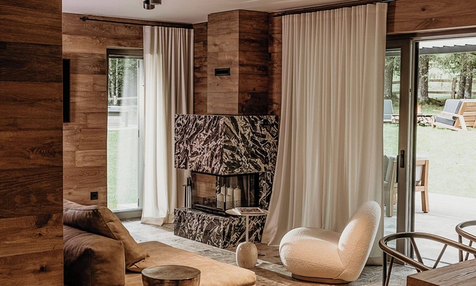 Ukanc Ski Chalet | Relaxing Chalet With Jacuzzi at Beautiful Lake Bohinj