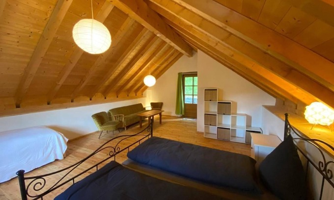 Centovalli Ski Chalet | Cozy Rasa Holiday House for 2-4 with Breakfast & Kitchen