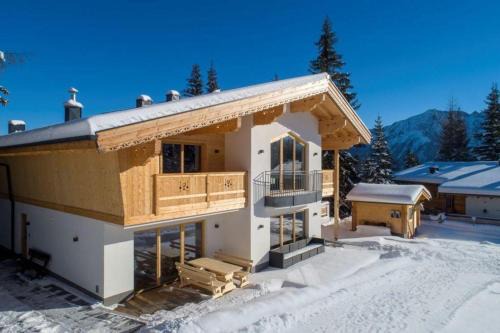 Hochkrimml House | Family-Friendly Getaway at Chalet Zillertal Arena 3