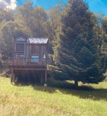 Auzat Ski Chalet | Pet-Friendly Chalets les tutes de la Vernière for Families