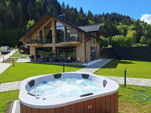 Majere Apartment | Beautiful Chalets in Pieniny with Pet and Child Amenities
