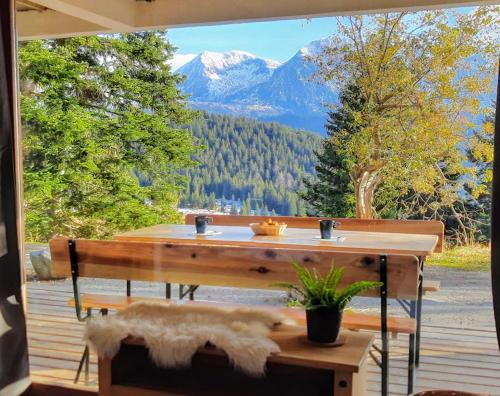 Chamrousse Apartment | Cozy Apartment Steps from the Slopes - Guest Rated 8.6