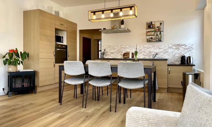 Neuvecelle Apartment | Welcoming Apartment Nestled Between Lake and Mountains