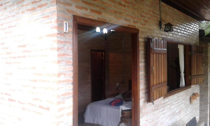 Santo Antonio do Pinhal Apartment | Romantic Getaway at Challet Romance with Pool Access