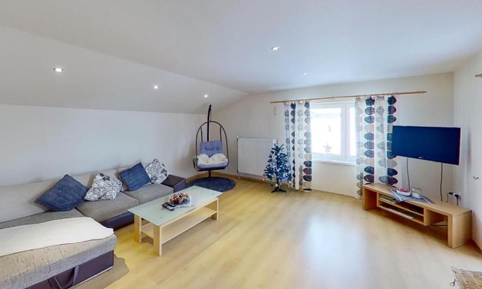 Zdiar Apartment | Pet-Friendly Chalupa Ždiar: Guest Rated 10/10 Retreat