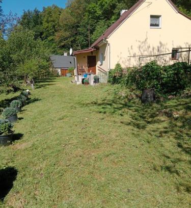 Zulova House | Family-Friendly Retreat at Chalupa Jája a Pája Tomíkovice