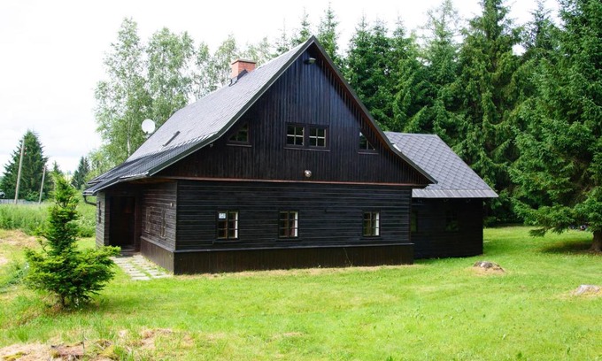 Orlicke Zahori Cabin | Guest Rated 10/10 at Chalupa Na Paloučku with Kitchen