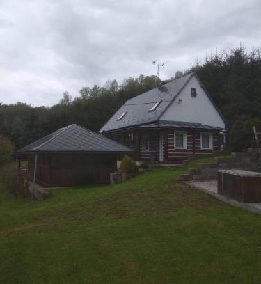 Chvalec Ski Chalet | Experience Chalupa pod sjezdovkou: 10/10 Guest Rated Retreat