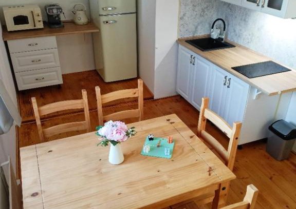 Volary Apartment | Family-Friendly Retreat at Chalupa pod Volarským rondelem