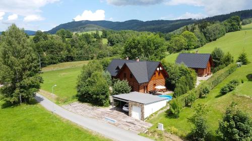 Dolni Morava Apartment | Chalupa s privátní saunou - Guest Rated 9/10 with Ocean View