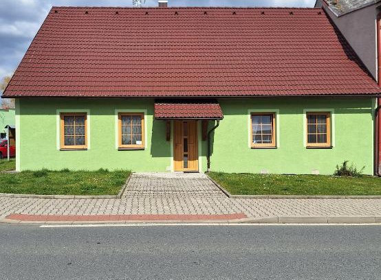 Kout na Sumave House | Discover Chalupa u Šobrů: Family-Friendly Getaway!