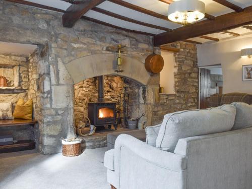 Grassington House | Elegant Stay at Chamber End Fold: 4-Star Family Retreat