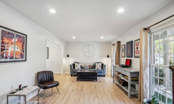 Atlanta House | Discover Chamblee Zen: ATL's Premier Wellness Retreat