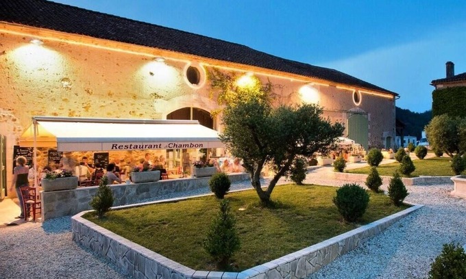 Eymouthiers House | Family-Friendly Chambon Gorges Campsite with Air Conditioning