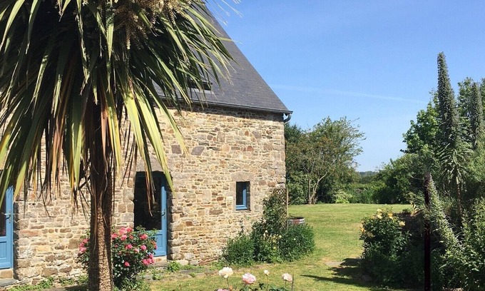 Saint-Jean-de-la-Riviere Bed & Breakfast | Chambres D'hôtes du Hameau Villot