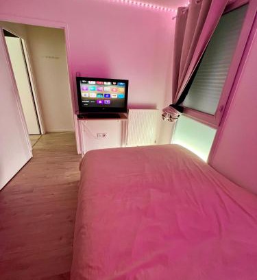 Carrieres-sous-Poissy House | Chambre à louer avec salle de bain privative