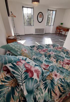 Cartelegue House | Family-Friendly Escape at Chambre 1 Le Clos des Quatre Lieues