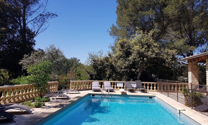 Grans Apartment | Independently Yours: Poolside Retreat with Ocean Views