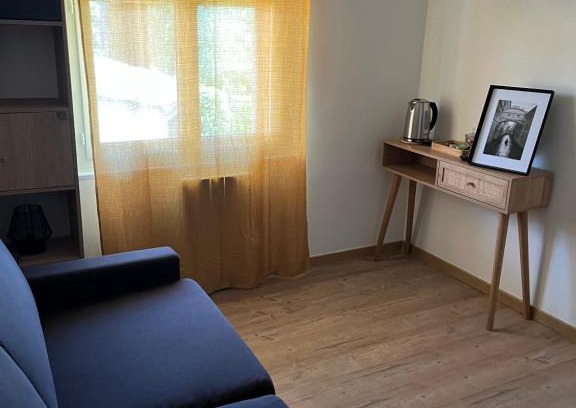 Mussidan House | Family-Friendly Kitchenette at Les Gites de la Gare