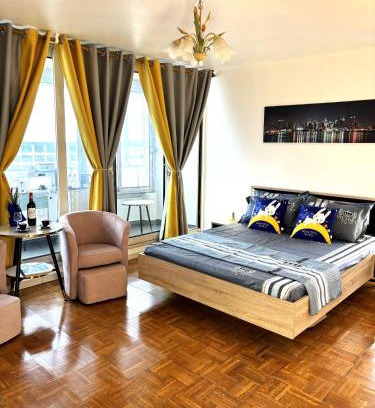 Quartier de la Chapelle House | Discover Chambre Arena Porte La Chapelle: Family-Friendly Getaway