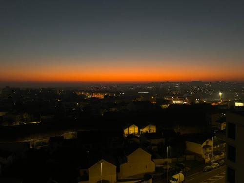 Neuilly-sur-Marne House | Artistic Retreat Near Disneyland and Paris with Family Comfort