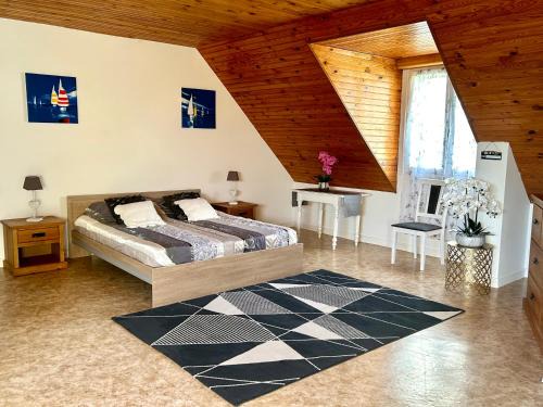 Cleguerec House | Tranquil Country Retreat with Kitchen, Rated 9/10 by Guests