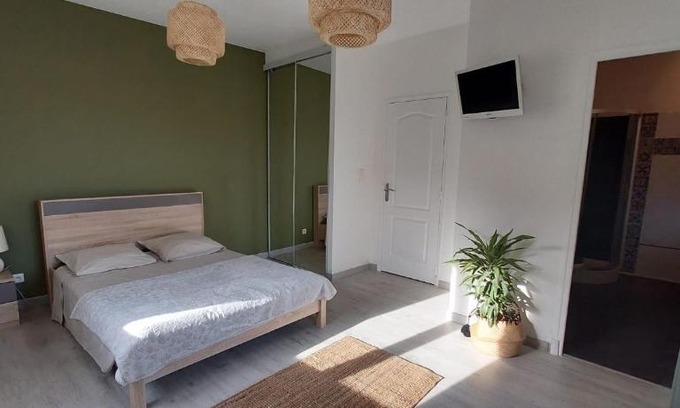 Sarrians House | Cozy Room with Terrace - Rated 8.1/10 by Guests