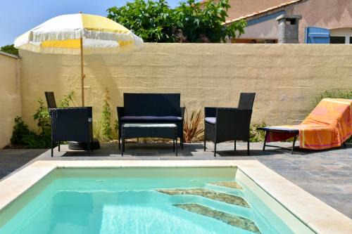 Bessan House | Chambre chez l'habitant avec Piscine