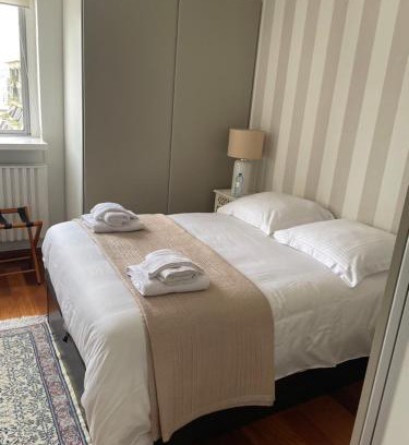 Flandres House | Welcoming Room in Central Paris with Shared Spaces