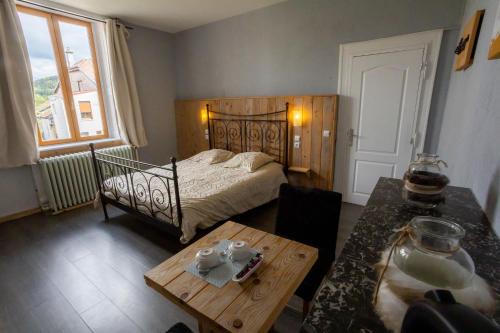 Granges-Aumontzey House | Welcoming Chambre d'hôtes: Family & Pet-Friendly Retreat