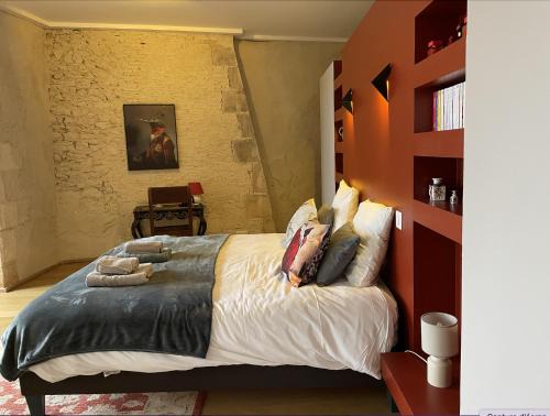 Saincaize-Meauce Bed & Breakfast | Guest Rated 10/10 at Château de Meauce Louise et Marie