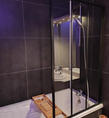 Besancon House | Chambre d'hôte chez l'habitant, proche gare avec Wifi gratuit