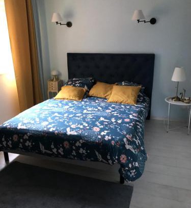 Longuenesse House | Discover Oceanfront Serenity at Chambre d'hôte La Clef du Bonheur