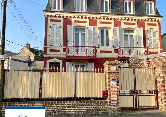 Etretat Bed & Breakfast | Oceanfront Escape at Chambre D'hôte Villa Maurice
